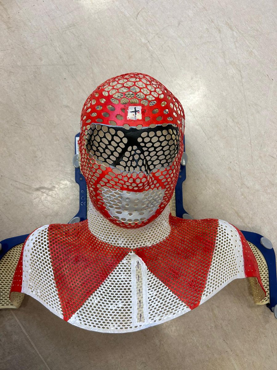 MidlandsPaedRT's tweet image. Power ranger ready🦸painted by the amazing Indiarose supported by @UHBCharity #radiotherapy #childhoodcancer #superheromasks @UHBCancer