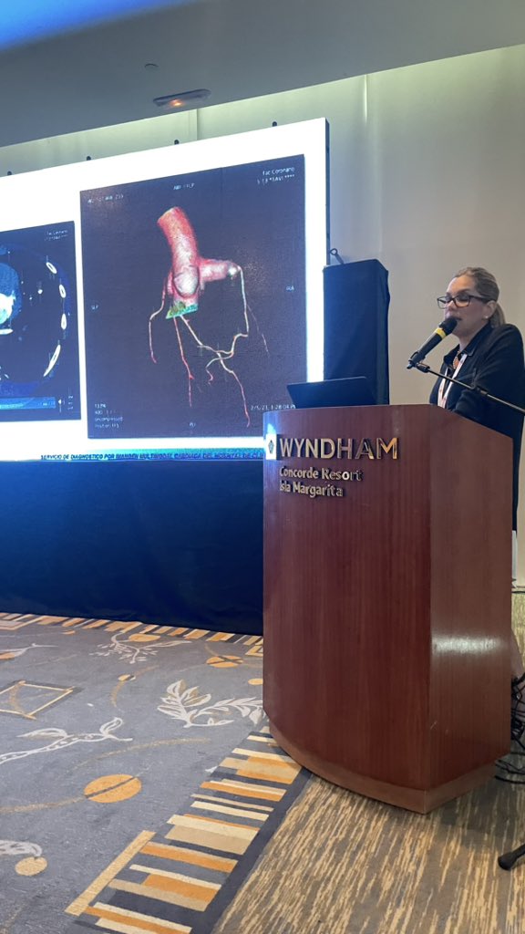 KITTA44's tweet photo. Indicaciones para tomografía y resonancia en cardiopatías
congenitas
Dra. Florangel Martínez

Bloque de Cardiologia Pediatrica del Congreso Nacional de Cardiologia  @CardiologiaSVC 

#svCardio23 https://t.co/3Its9GcP6S