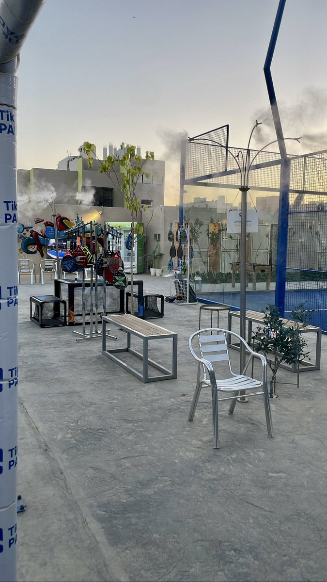 MmufeedSA's tweet photo. نسعى دائمًا إلى تعزيز ��لنمط الصحي وتسهيل الوصول إلى الخيارات الصحية في كل مكان، وكخطوة أولى في عالم الرياضة نتشرف بانضمامنا إلى ملاعب " تك بادل " https://t.co/Wbjkw8CJA1
