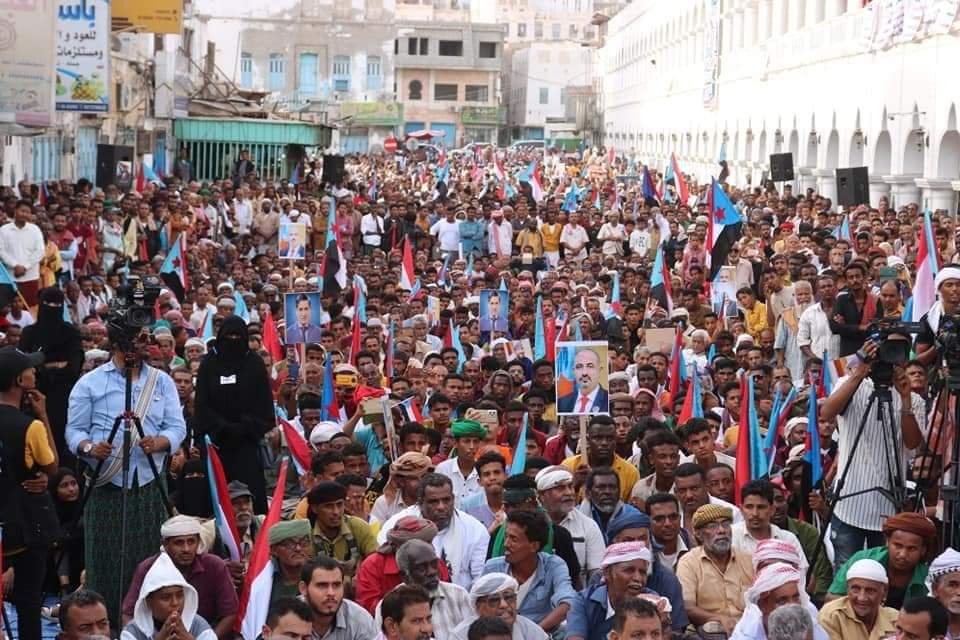 وادي وساحل في يوم الأرض 7/7 .
حضرموت كعادتها ترفع رؤسنا للعلاء .
عاش الجنوب حرا أبيا ....