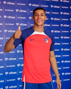 barrios2326's tweet photo. Hoy en DAZN Transfer (18h - Youtube, Twitch y App), muuuucho contenido rojiblanco. Entro en directo para dejar unos datitos.

🔺La IA nos trae el sustituto perfecto para Morata
🔺Azpilicueta
🔺Mouriño

🔥Vamos ahí, que luego os quejáis de que solo se habla de Mbappé en TV... https://t.co/BI86NkadsP