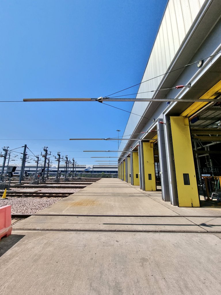 I'm at Eurostar's Temple Mills depot today. Eurostar wants to start refurbing the e320 train bogies &amp; this means installing lifting jacks. Tops of the trains will be above the high of the electrification when raised - this needs to move way out of the way (1/3)