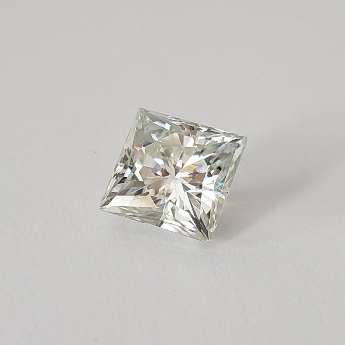 CanagemDotCom's tweet image. Moissanite | Princess Cut | White | 9.5mm 
presented by Canagem.com 

at bit.ly/3D2BDKV

#DiamondAlternative #DiamondReplacement