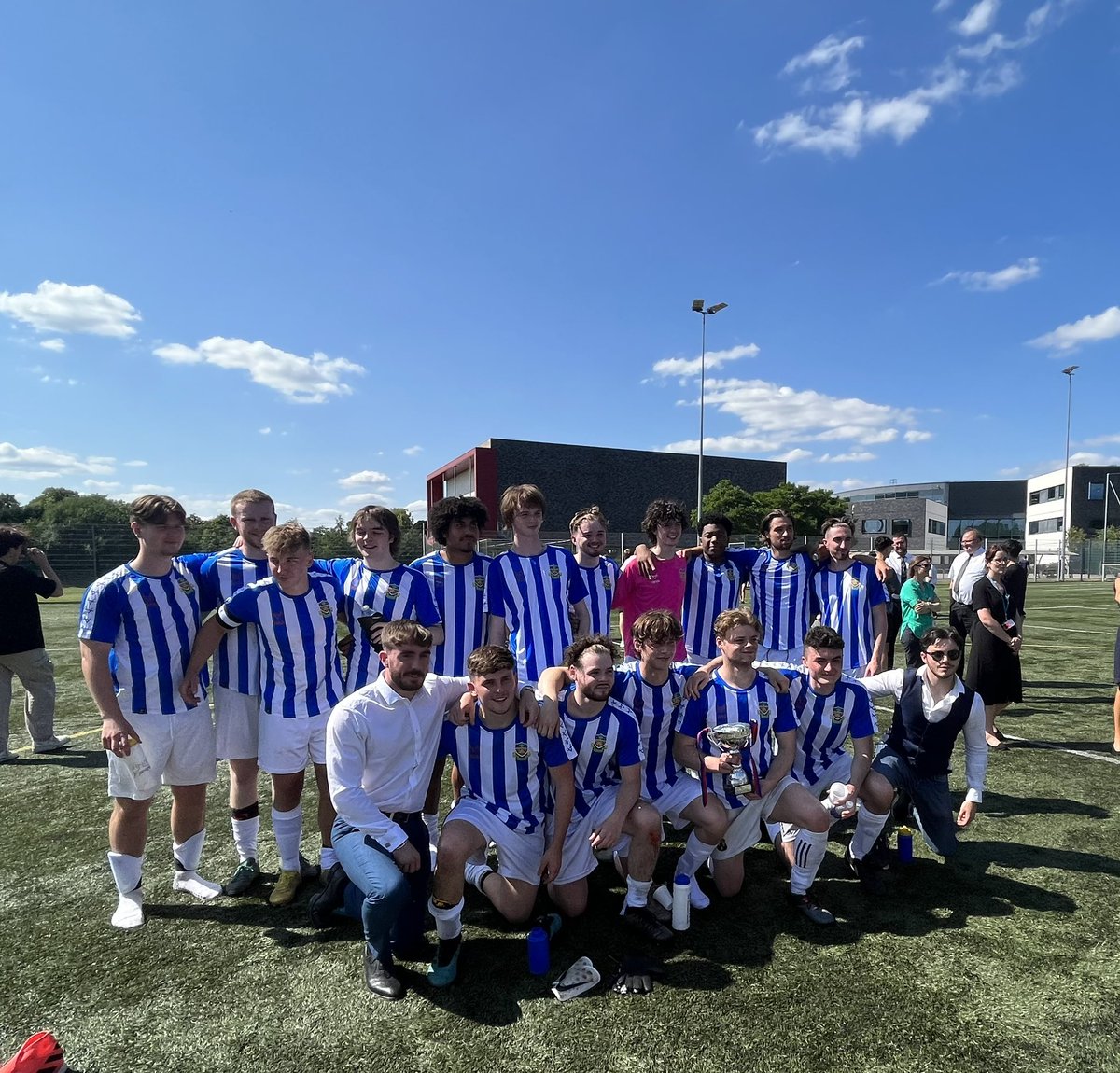 We were honoured to host the inaugural old boys' football match this afternoon, dedicated to the memory of Liam O'Connor.

Thank you to Liam's friends and family for their hard work in organising the event.

Thinking of you Liam.