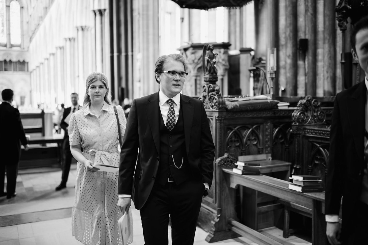 JakeReynoldsB's tweet photo. Honoured to be turned into a black and white photo in someone else’s wedding album… https://t.co/8bX4beFQhq