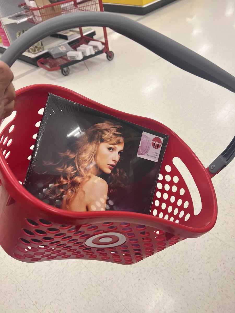 Amanda Johnston tweet media