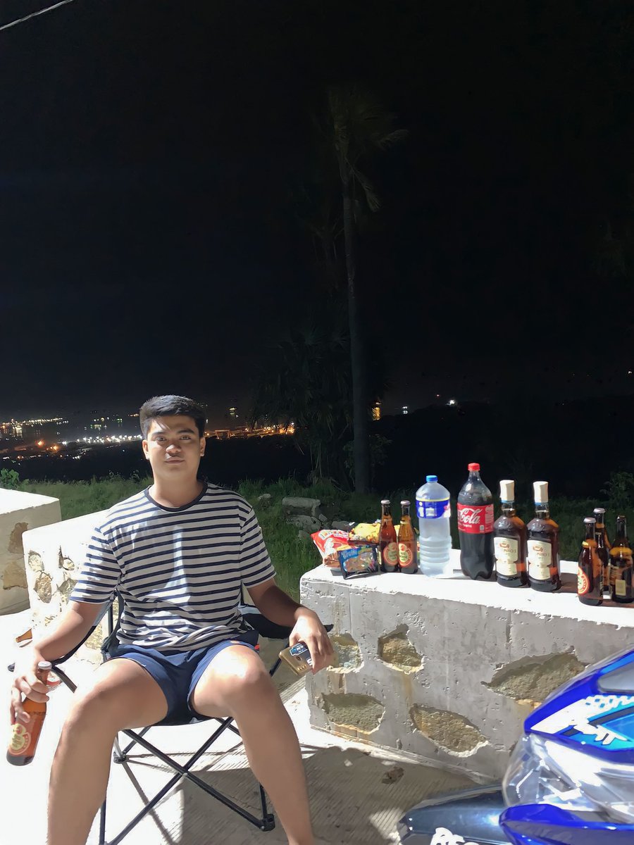 kyanricalde's tweet photo. Cheer's to single life🍻❤️ https://t.co/gB58hD1RFA