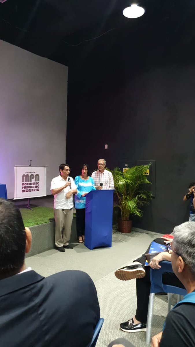 El MPN en pleno desarrollo la Entrega de los Premios Aníbal Nazoa 2023 periodismo ético.