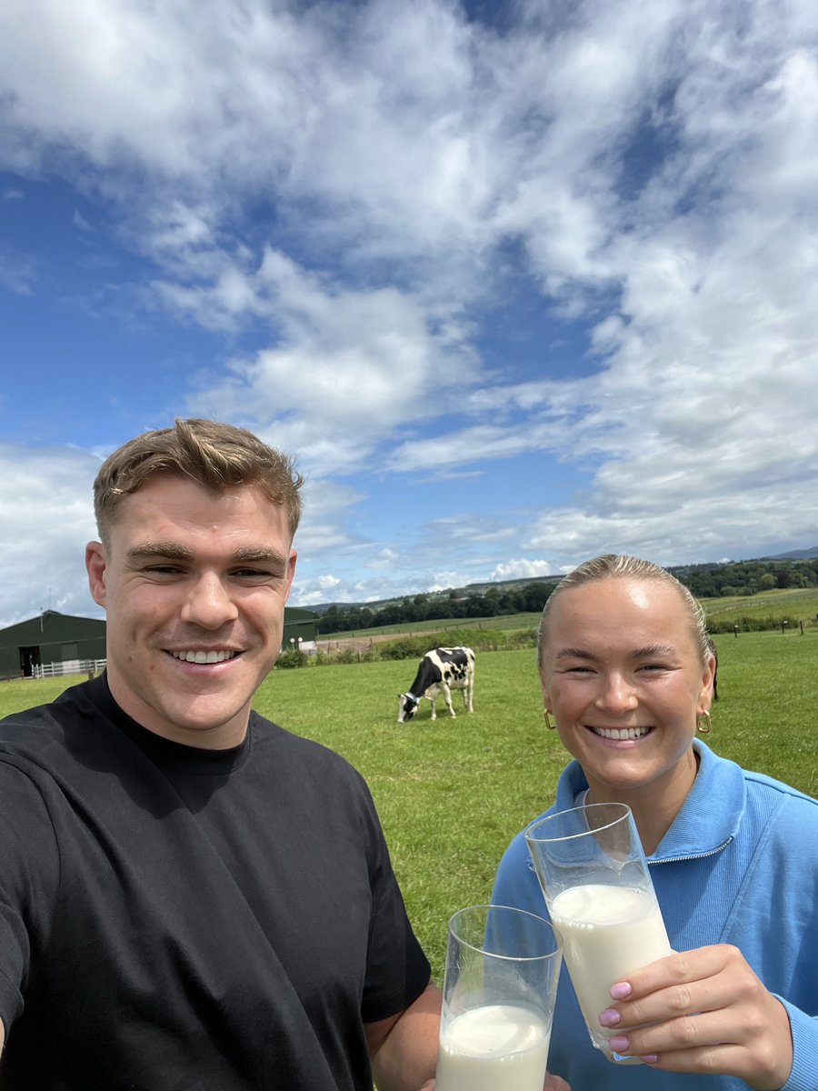 Raise a glass of milk with Garry Ringrose and <a href="/vikki_wall/">vikki wall</a> to celebrate the weekend! 🤩🥛 #IrishDairy #GrassRootsMovement #FromTheGroundUp