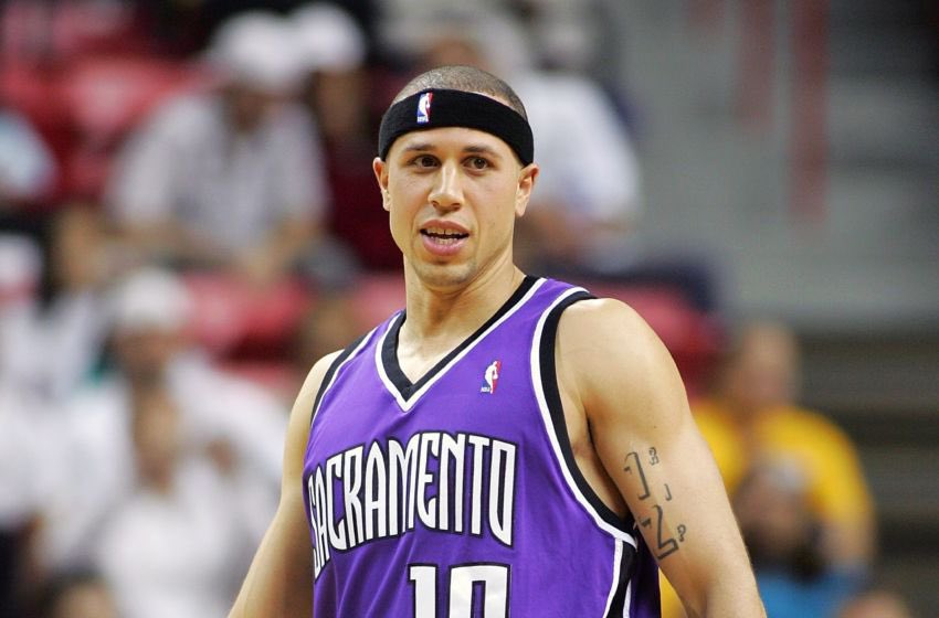 kings_muse's tweet photo. You can only pick one for your All-Time Kings squad, who you taking?

RT for Mike Bibby
Like for De’Aaron Fox https://t.co/1SHAGDJo3r