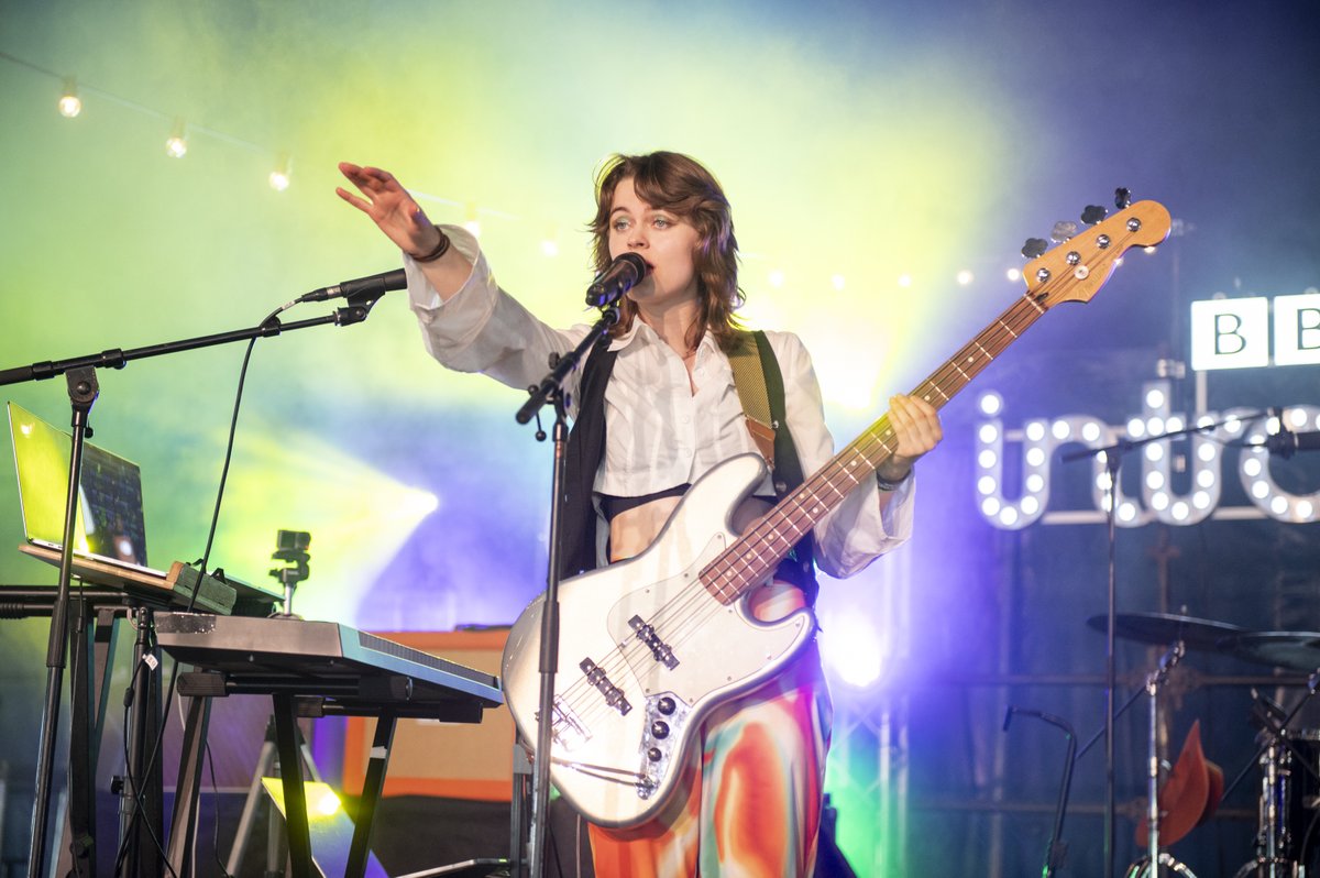 a tent-ful of people came to see me at @glastonbury and i still haven't recovered ✨  

photos @matthiggsphoto 

#glastonbury #glastonbury2023 #throwback #festival #livemusic