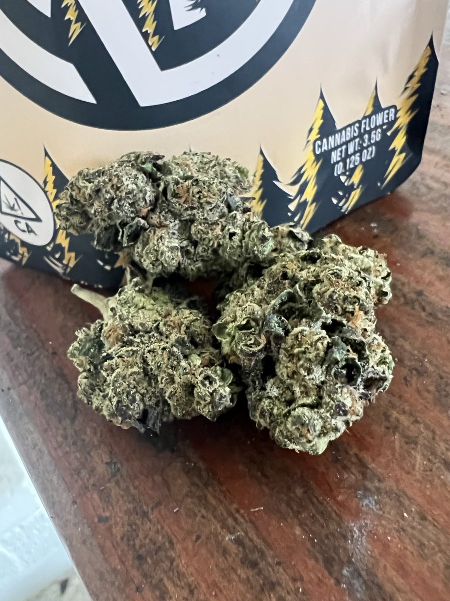 guttercannabis's tweet photo. Cartel Cut from Xotic Flavorz #humboldt https://t.co/ob6UWniuI2