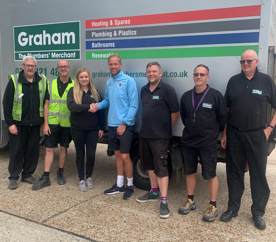 The Stags' Golden Boot winner Scott Rendell popped round the corner to thank our new sponsors Graham The Plumbers' Merchant for their support.

<a href="/SRENS09/">Scott Rendell</a>  🏆⚽️🦌

grahamdirect.co.uk