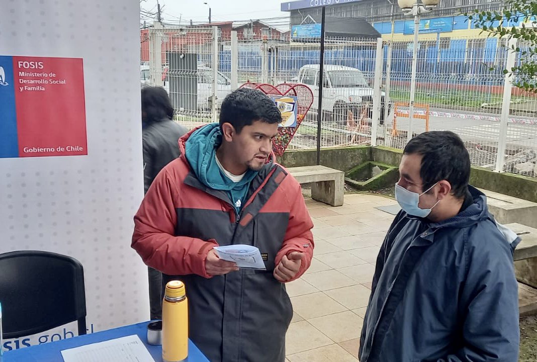 Hasta las ⏰ 13:00 horas los esperamos en el Cesfam Sol de Oriente 📍 (Chillán) junto al equipo de #FOSISÑuble en una nueva jornada de #GobiernoenTerreno para ayudarlos con todas sus consultas sobre nuestro servicio.

¡Los esperamos!
.
.
.
#RegióndeÑuble
#FOSIS