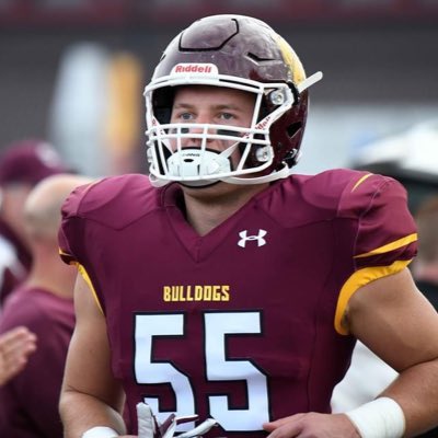 5️⃣5️⃣ Days til kickoff!

Player spotlight: Logan Eiden

🏠 Neehan, WI
📚Civil engineering 
🏈LB

Q: What’s one thing you’ve learned since you’ve been in college? 

A: Always give 100% in all situations whether it’s the classroom, weight room or football field