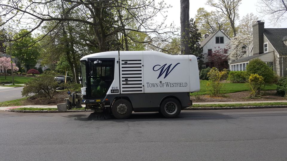 On July 10, DPW will begin its summer street sweeping pass, starting in Leaf Collection Zone 1 on the north side (near North/Dudley), and in Zone 6 on the south side (near South/Scotch Plains Ave).
For updates, enroll at westfieldnj.gov/townupdates, or visit westfieldnj.gov/street-sweeping.