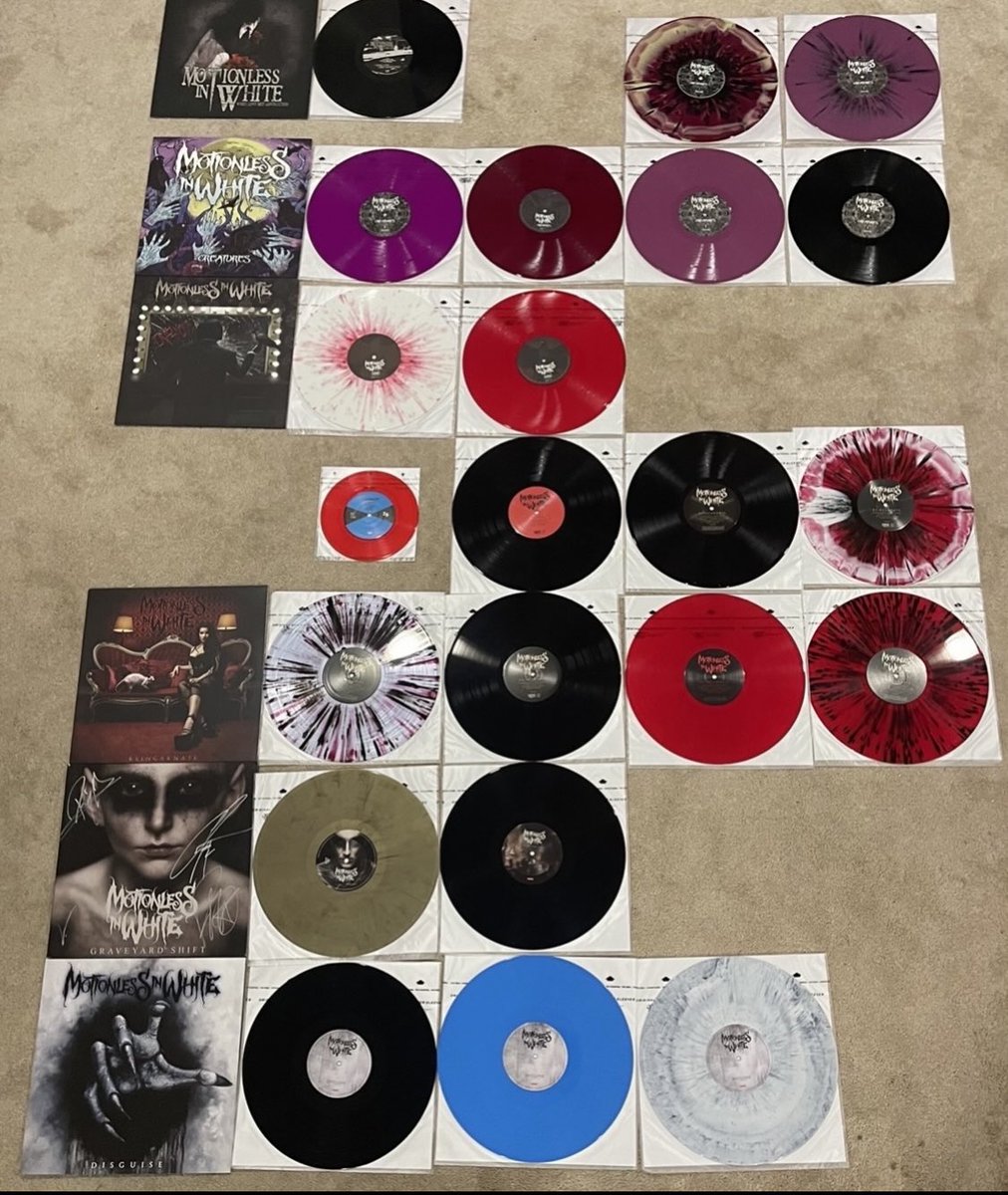 OfficialUnheard's tweet photo. @ChrisMotionless Us variant collectors are out her STRESSED that more variants are dropping. Are we safe if we’ve gotten the ones so far or are more coming? https://t.co/vAIasa7fDm