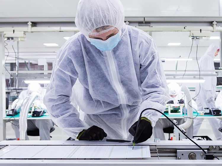 ProcesSolutions's tweet image. Stable, accurate #GasFlow control is critical in processes such as #ChemicalVaporDeposition to manufacture uniform, high quality materials such as LEDs. Also, a fast responding #FlowController is important. #MOCVD #CVD #Bronkhorst #LEDmanufacturing #Flow
zurl.co/Wkhi