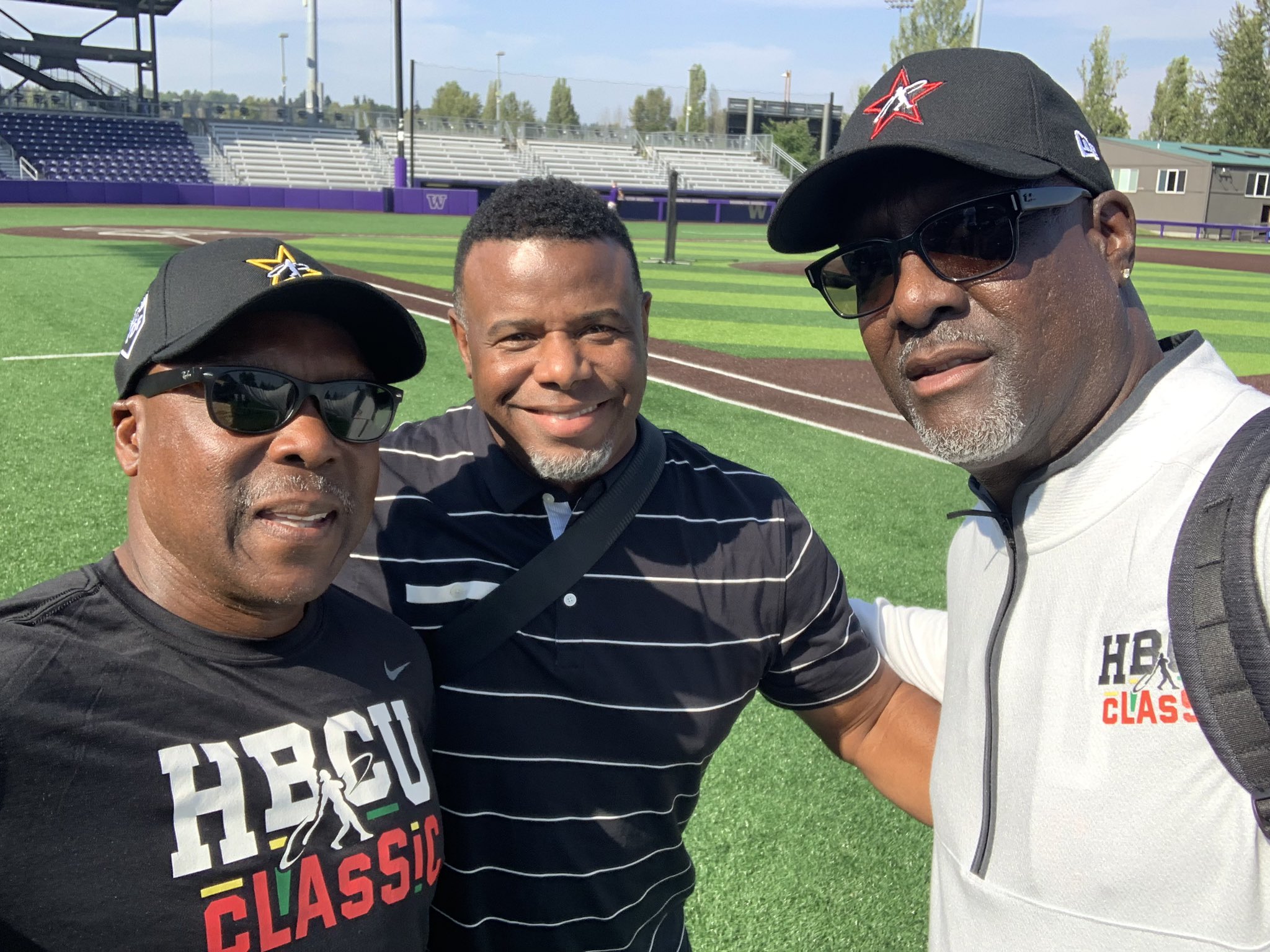 FREEMANBASEBALL on X: At SwingMan Classic HBCU ALLSTAR Game in Seattle  with Vince Coleman and Ken Griffey Jr.  / X