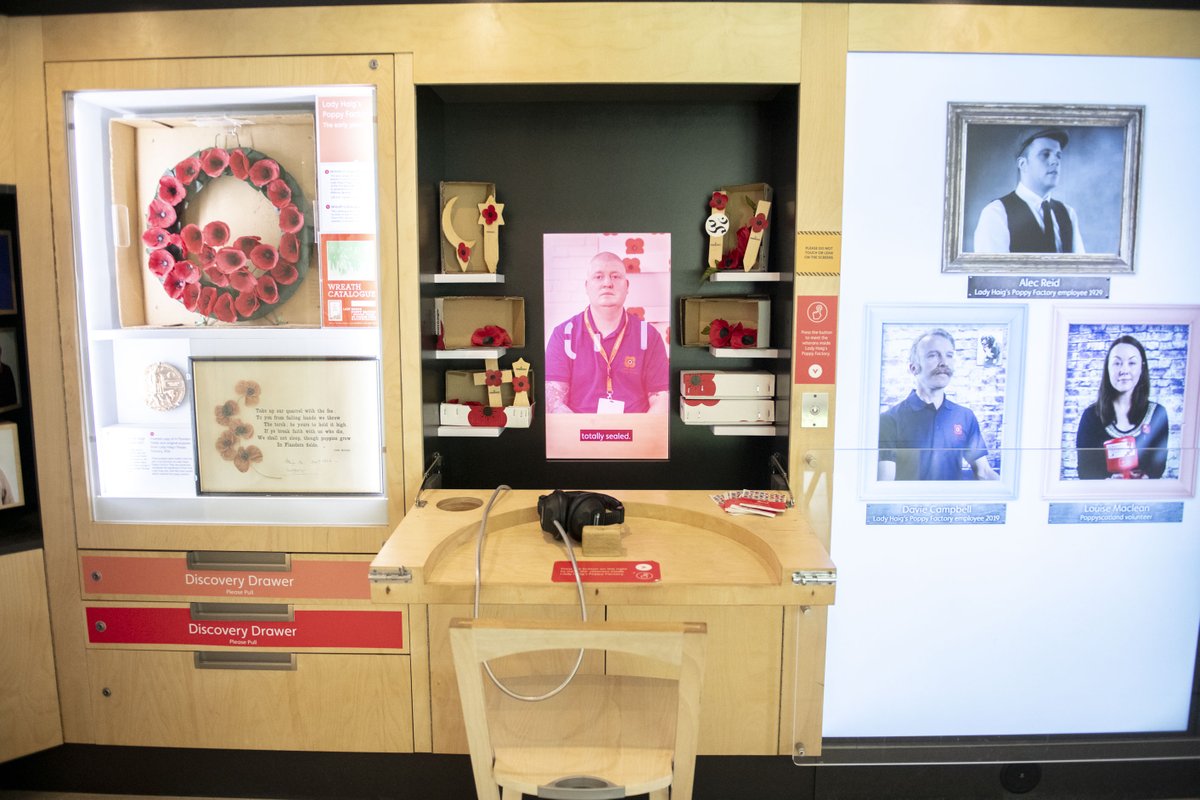 Nat_Mem_Arb's tweet photo. Would you like to try your hand at poppy making? Learn about an iconic symbol of Remembrance and assemble your own traditional Scottish poppy by calling into ‘Bud’, @poppyscotland's interactive mobile micro-museum, which is visiting us until Tuesday 11 July. 1/3 https://t.co/GGswaWC3Q4