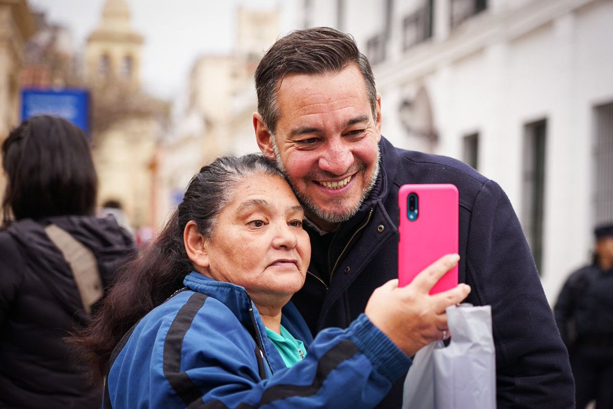 miguelsiciliano's tweet photo. LANZAMOS LAS VACACIONES DE INVIERNO EN CÓRDOBA CAPITAL!😍

Con el equipo de @turiscbaciudad y @MuniCba, largamos hoy en nuestra plaza San Martín para dar inicio a una maratón de actividades que tendremos de cara a las vacaciones de invierno que están a punto de iniciar!

Mira 👇 https://t.co/MnNBpPcbDb