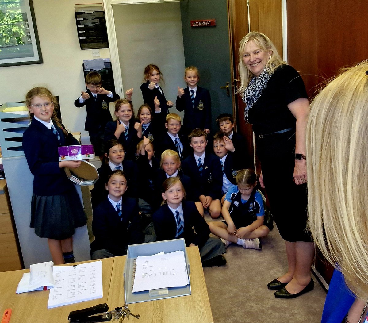 CharityPockPrep's tweet photo. @MrsBonnieSteel took her class to see Mrs Knott today (armed with chocolates!) to hand in the money raised from the #SchoolWalk &amp; #PockRun in June... Amazingly, pupils from @PockPrep raised over £2000 for @YorksWildlife 🥳👏 What a #fabulous way to end the #academicyear 🧡 https://t.co/IkFiZmqjwV
