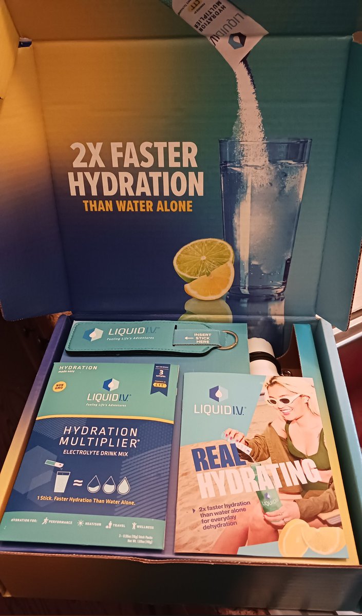 kimdm316's tweet image. Thank you @GratsyOfficial for my @liquidiv Hydration Box!! This is amazing and I love the bottle! #LIVHydrated #GratsyBox #Gratsy