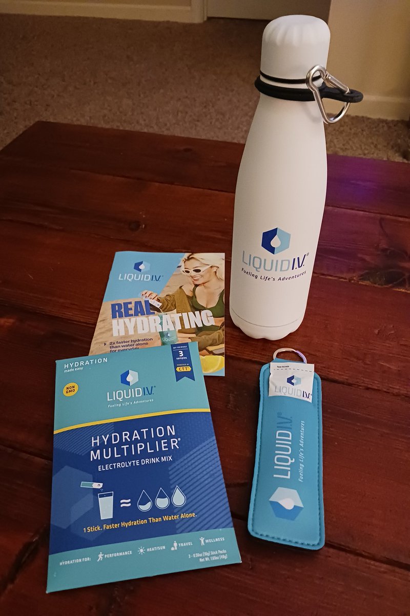 kimdm316's tweet image. Thank you @GratsyOfficial for my @liquidiv Hydration Box!! This is amazing and I love the bottle! #LIVHydrated #GratsyBox #Gratsy