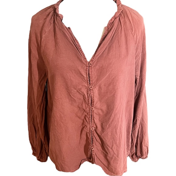 So good I had to share! Check out all the items I'm loving on <a href="/Poshmarkapp/">Poshmark</a> #poshmark #fashion #style #shopmycloset #freepeople #aritzia #clothstone: posh.mk/a9338PFcfBb