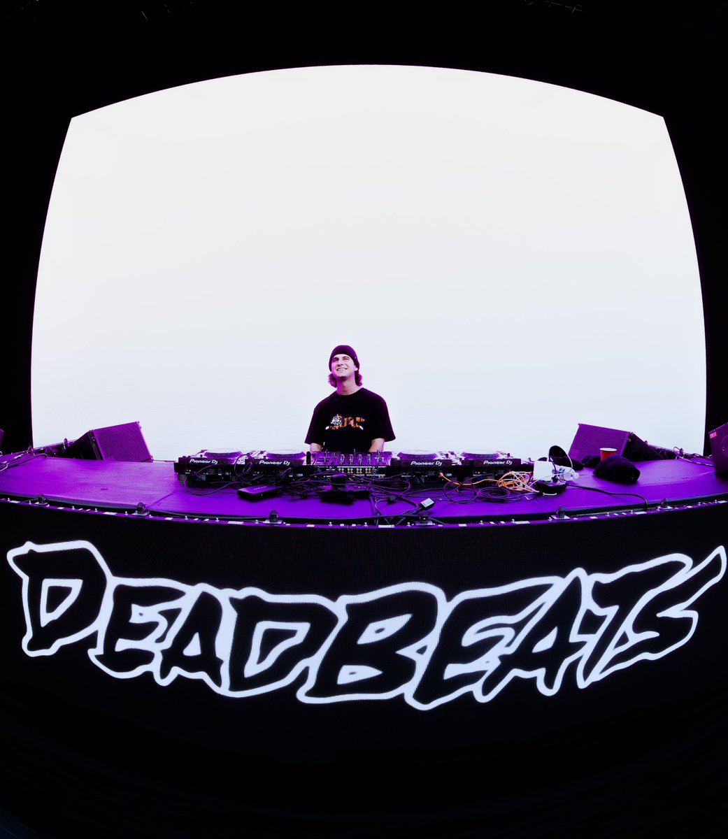 Tapebbeats's tweet image. Deadrocks was one of the coolest things I’ve ever experience, can’t thank @deadbeats n @zedsdead enough for having us ❤️