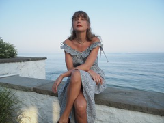 ClarkGoddess9's tweet photo. Looking forward to your performance😊🥰🥰#taylorswift13 https://t.co/Xty26dptMH