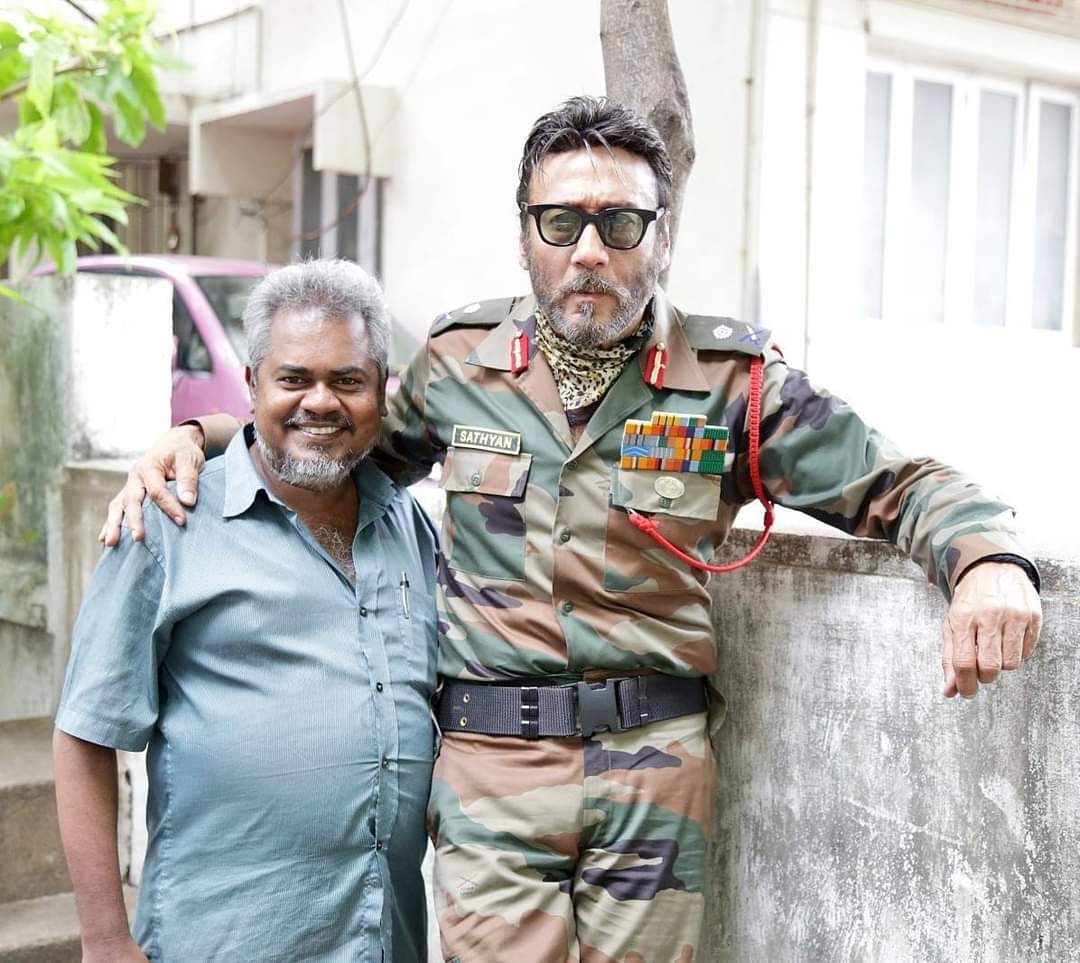 kayaldevaraj's tweet photo. #Mayavan
Tamil Movie Shooting Spot, Chennai
I Met Bollywood Actor #JackieShroff.
Very, Very Nice Person.
@bindasbhidu @iTIGERSHROFF @icvkumar @onlynikil https://t.co/JTOUiv0ZVX