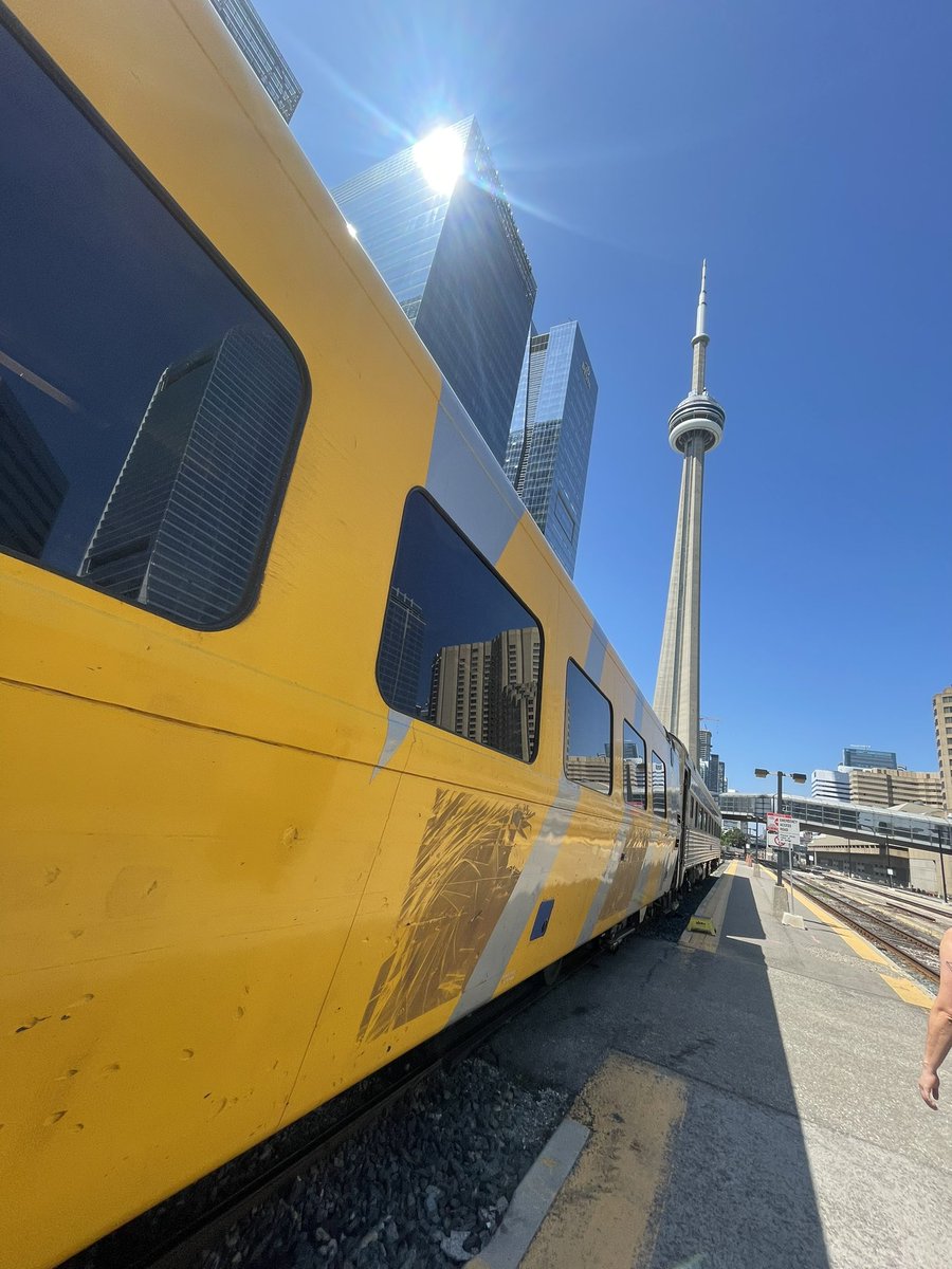 First #ViaRail experience has been a total hot mess express. Why are y’all charging so much for this <a href="/VIA_Rail/">VIA Rail Canada</a>? I was assigned a seat that doesn’t even exist 😂 now stuck in a corner where I can’t move.