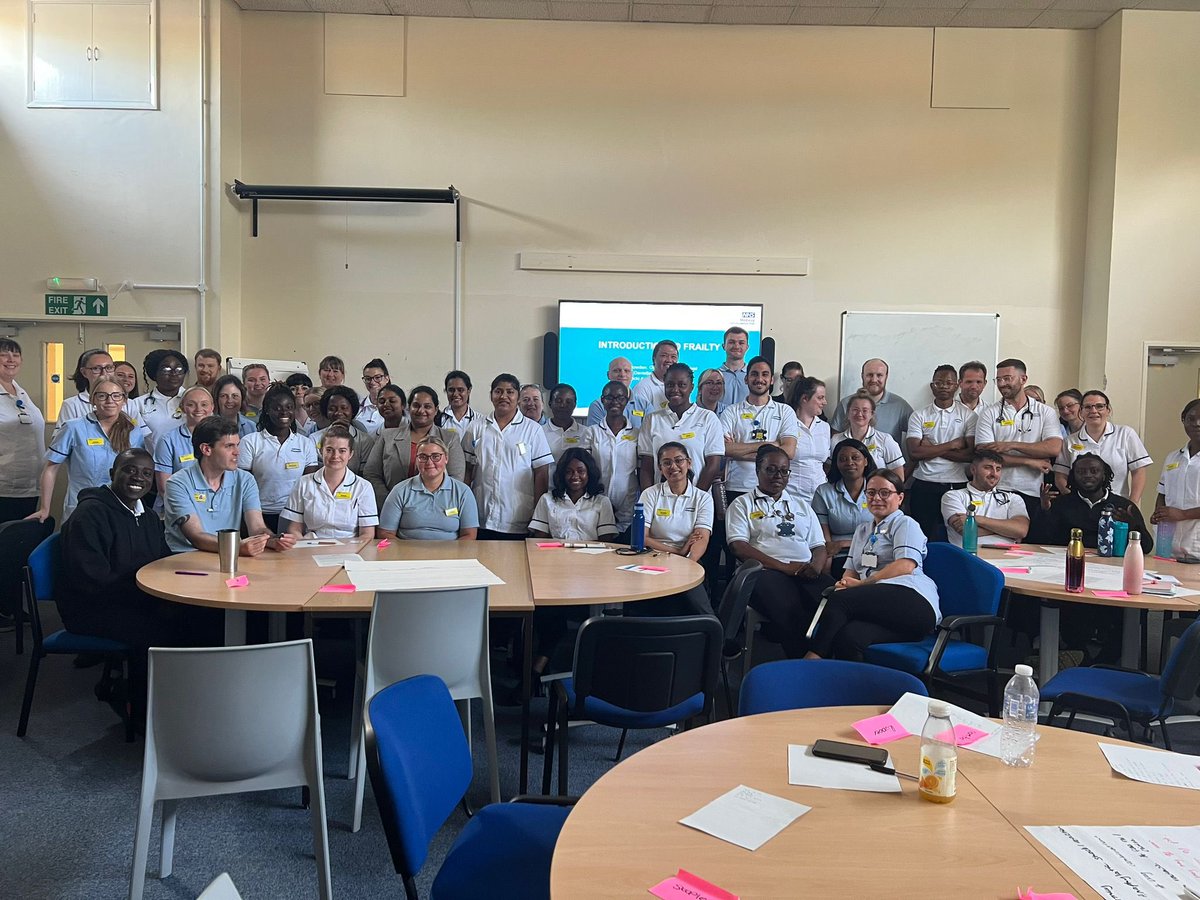 Brilliant whole department inservice training yesterday delivered by Becki (clinical lead physio), Danielle (senior dietitian) and Ellis (team lead OT) about ‘what is frailty’ and how to manage our frail patients @Medway_NHS_FT @AcuteFrailty @CSPSouthEast @BDA_Dietitians @RCOT_OP