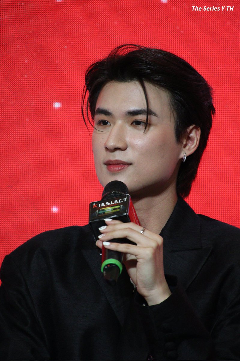 theseriesy_th's tweet image. พี พีรวิชญ์ และ ไตเติ้ล ธนธร ร่วมเปิดตัว 
นาฬิกาอัจฉริยะ KIESLECT Smart Calling Watch

#KIESLECT #KIESLECT_TH  #KieslectXPeeTitle