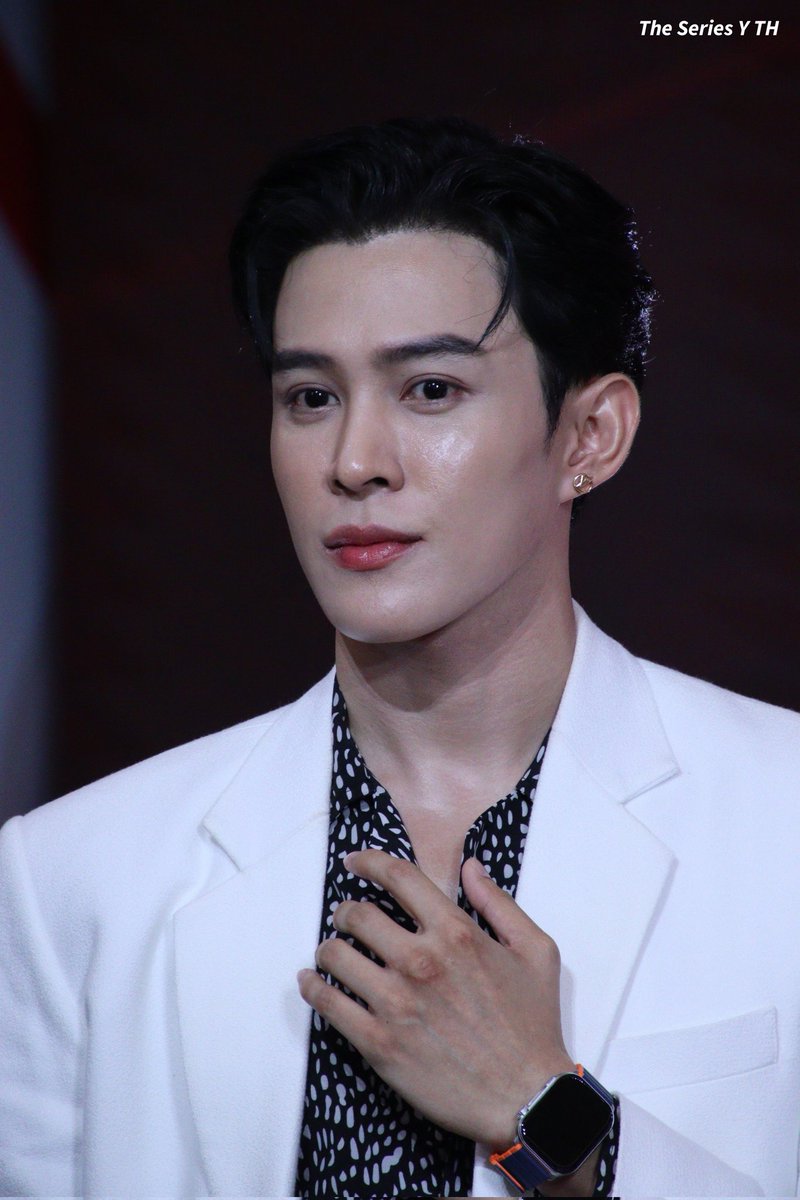 theseriesy_th's tweet image. ต๊อด ปนพงศ์ ไขแสง  ร่วมเปิดตัวนาฬิกาอัจฉริยะ KIESLECT Smart Calling Watch

#KIESLECT #KIESLECT_TH #TodPrannapong