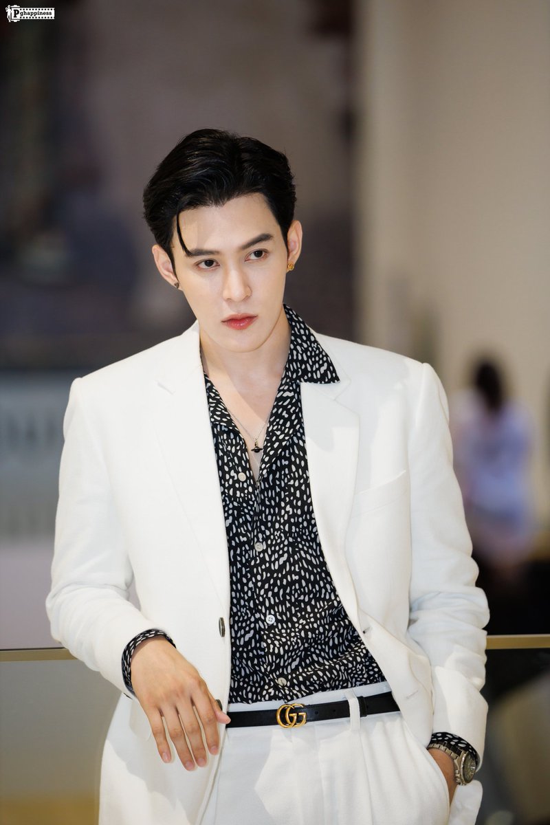 pongboytwo's tweet image. ขอบคุณมากนะ
#KIESLECT 
#KIESLECT_TH 
#TodPrannapong 
#nupongphoto