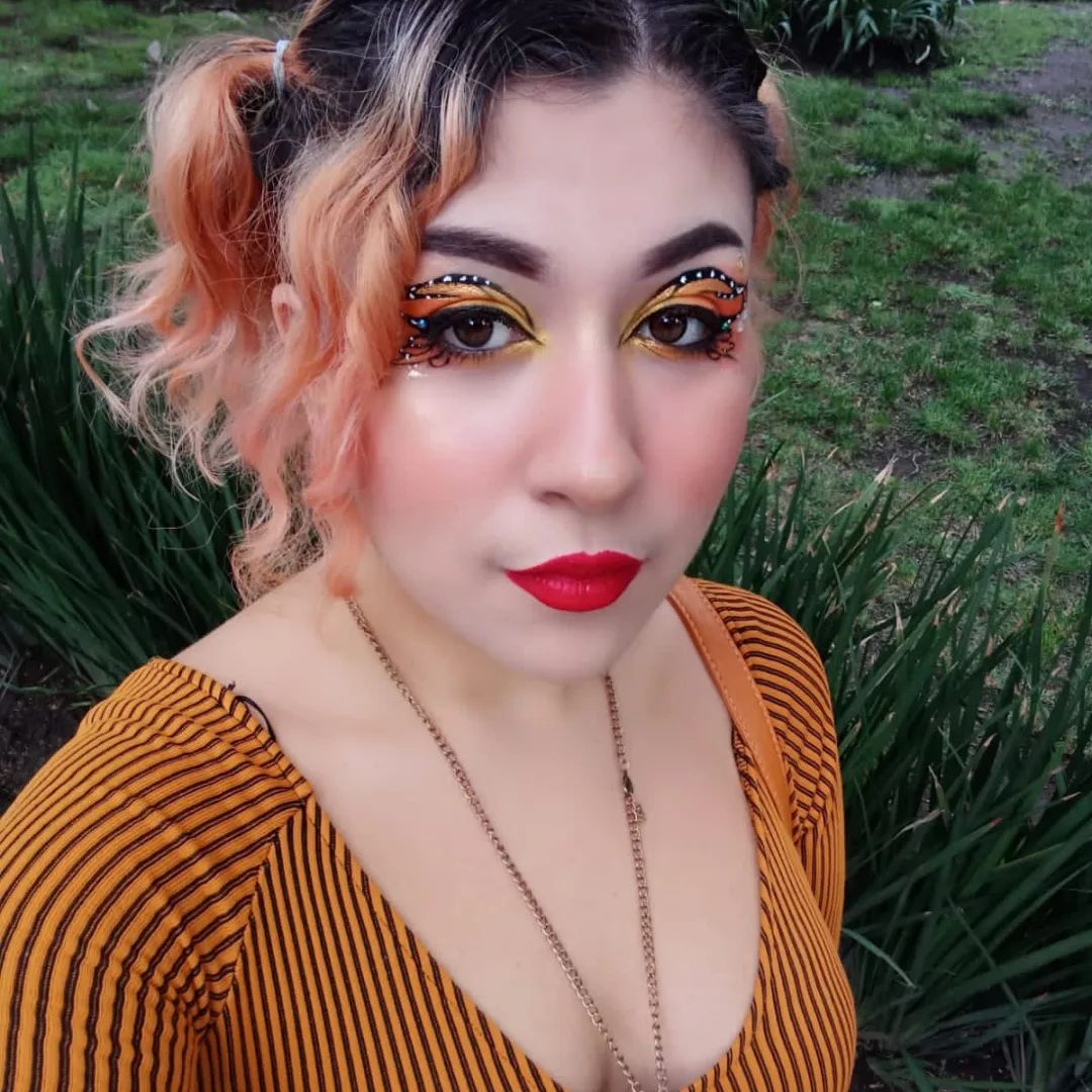 El  11 estará en El Entremés  Linette de la Paz  con "Mitos y realidades del veganismo", ella es Química, Activista, Feminista, Antiespecista, emprendedora (velas de cera de soya) y Tarotista.

¡Les esperamos de 1 a 2 en viveradio.mx y  en FB!

😍💚🐷🐄🐣💗