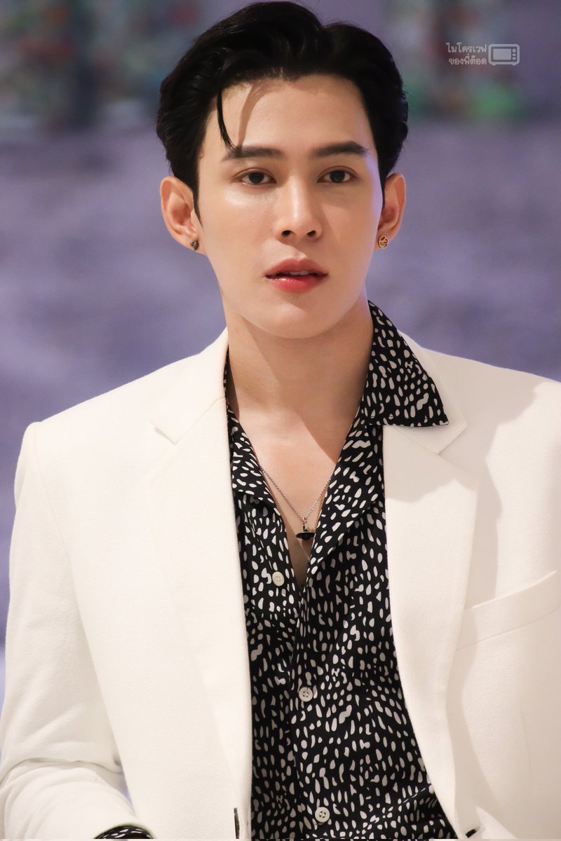 Pranapongland's tweet image. Grand  Opening KIESLECT Smart Calling Watch

#KIESLECT #KIESLECT_TH #TodPrannapong