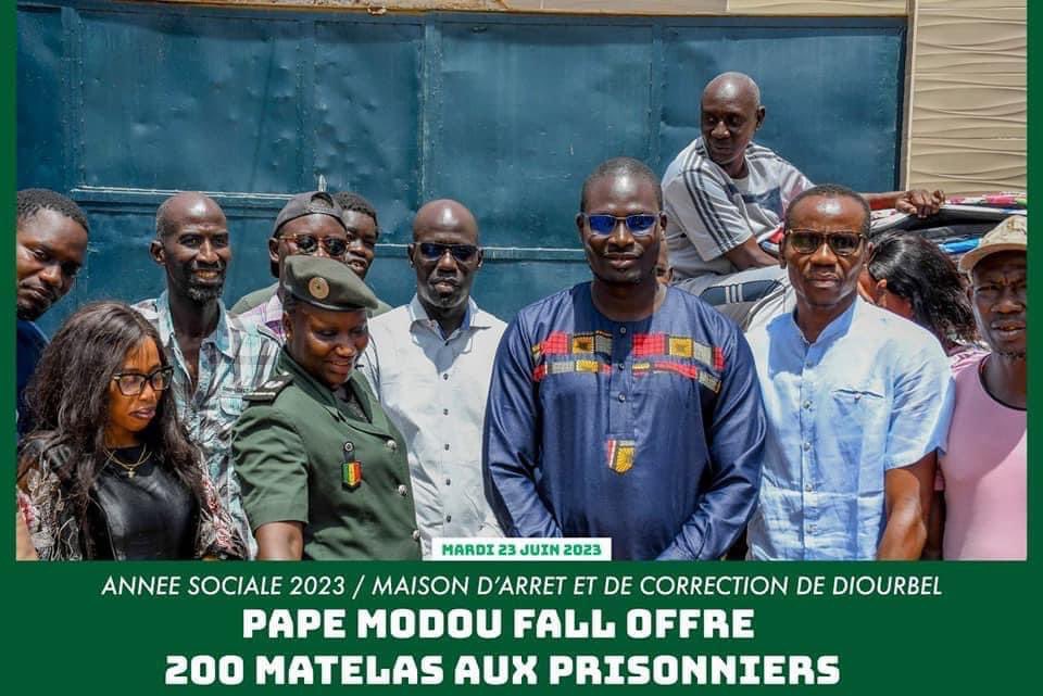 Modou__FALL's tweet photo. Social2023: Nous avons fait un don de 200 matelas aux détenus de la Maison d'Arrêt et de Correction de Diourbel. Notre objectif est d'améliorer leurs conditions de vie et de favoriser leur réinsertion sociale en les encourageant à saisir les opportunités de formation et d'emploi. https://t.co/BBrNLUFRs9