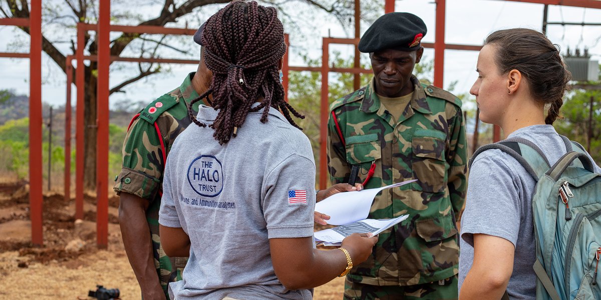 TheHALOTrust's tweet photo. "Empowering women to meaningfully engage in tackling issues like #WeaponsProliferation brings new perspectives &amp; ideas to a largely male dominated space"

Thanks to support from @CanadaDev HALO is training more women to work in #WAM ➡️ https://t.co/c9BiNIxzhZ

#WomenChangemakers https://t.co/uhnPu0cMvb