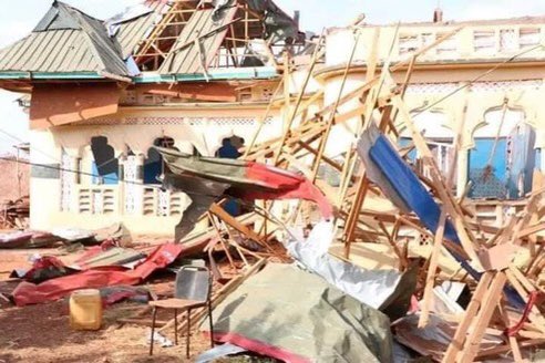 PhiloSomalia's tweet photo. The residents of #ElAdde #Gedo #Somalia have suffered a lot from repeated bombardments by Kenyan forces! The FGS canβt stay silent on these war crimes! We need an immediate response from our government! #CeelCadde!
@HassanSMohamud
@HamzaAbdiBarre @AhmedMoFiqi @Amohamednur https://t.co/SmU2Qxu2Gj