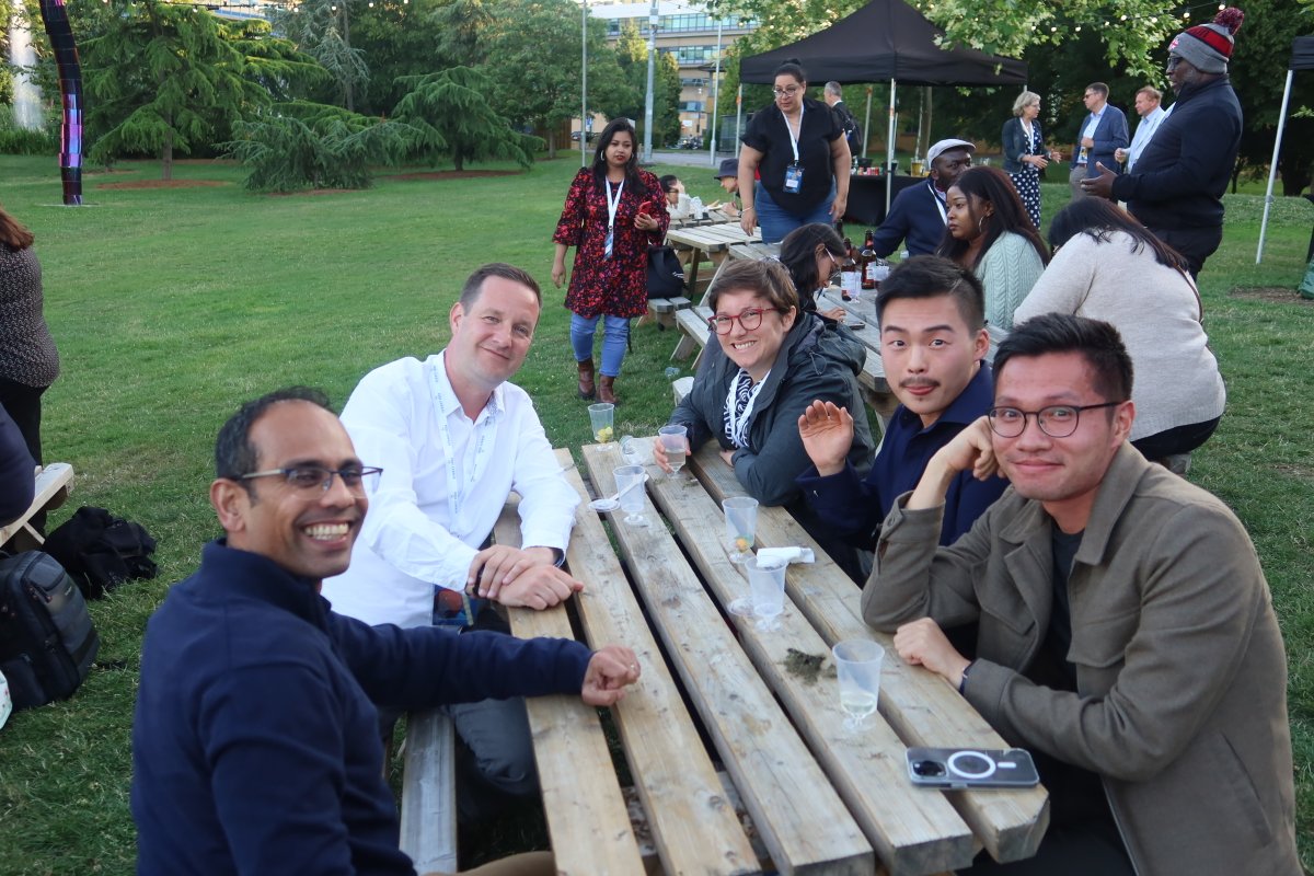 jonathan skinner tweet media