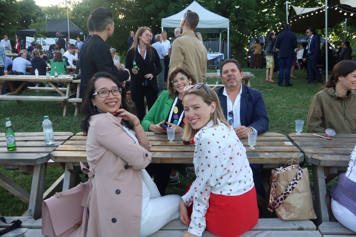 jonathan skinner tweet media