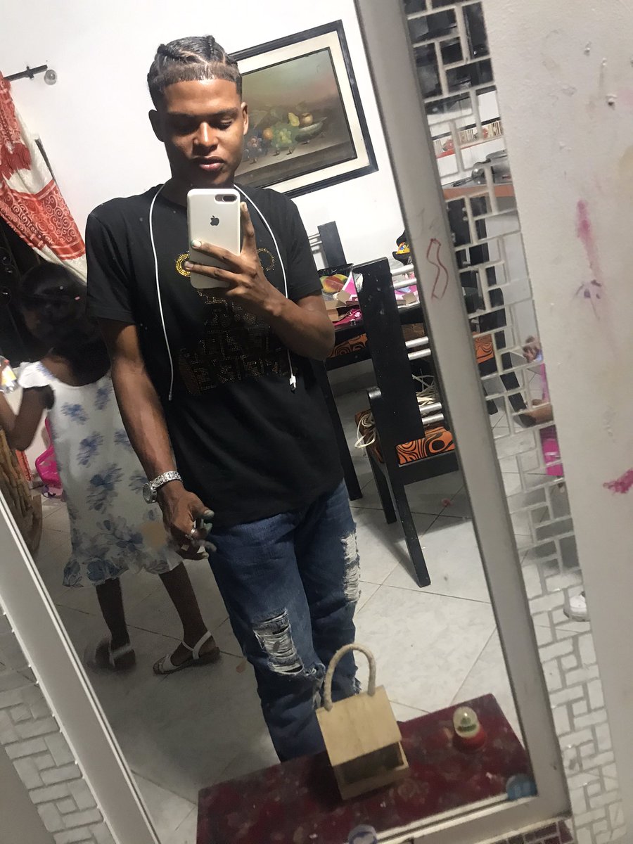 javier312769's tweet photo. own style😎🖕 https://t.co/4fOzEp58dB
