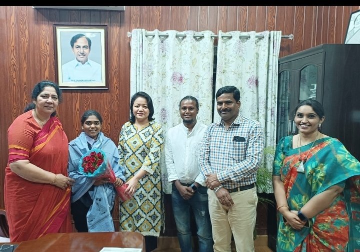 Hon'ble Minister for TW Ms.Satyavathi Rathod congratulates the photography wing of Siricilla College and felicitates Miss Mamatha for her click that finds place in International photo magazine - Vogue Italia....OUR GIRLS KNOW TO WORK, CHASE AND WIN....