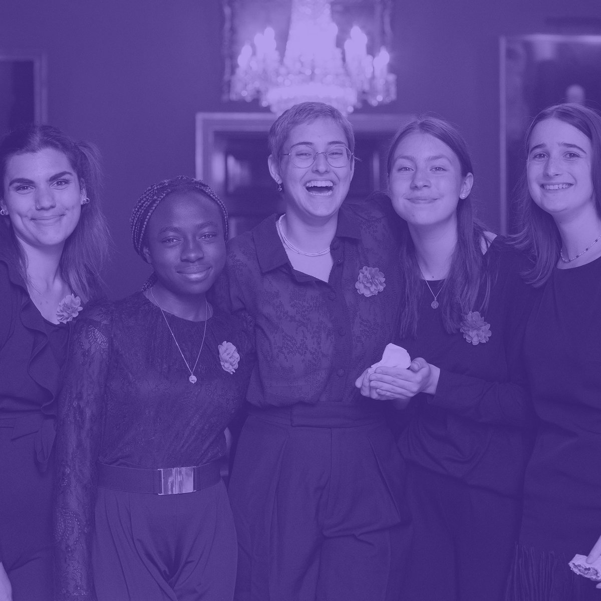 LYC IS HIRING! Could you be our next LYC Chamber Choir Conductor? Comprising 24 young people age 16-23, LYC Chamber Choir acts as a flagship ensemble for the whole organisation. 🔎 More information in the Job Pack 📝 Deadline: 10am Tues 8 August londonyouthchoirs.com/work-for-lyc/