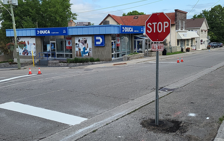 townofeg's tweet photo. New all-way stop signs are in place at the intersection of Centre St. and Main St. in #MountAlbert. Drivers are asked to use extra caution at this intersection as traffic adjusts to the new stop signs π https://t.co/ZlnUth5MWw