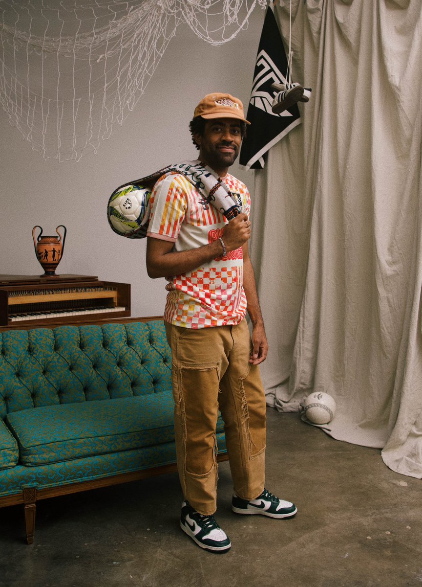 TALKING KIT tweet media