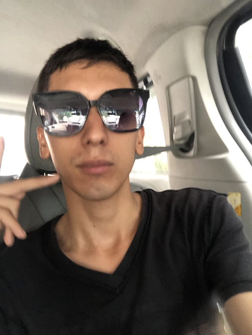 Fuga ia pa los iunaites🇺🇸 https://t.co/cd1LzWVsui